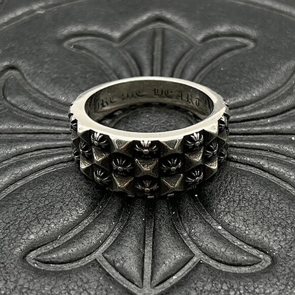 Chrome Hearts Rivet Cross Flower Ring - Picture 1 of 4